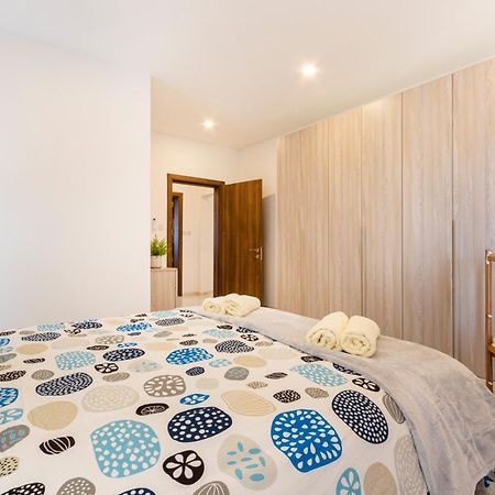 H2 -Modern And Spacious 3 Bedroom Apartment San Ġwann Exterior foto