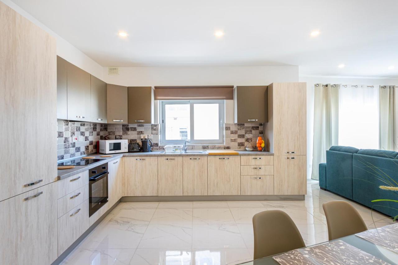 H2 -Modern And Spacious 3 Bedroom Apartment San Ġwann Exterior foto